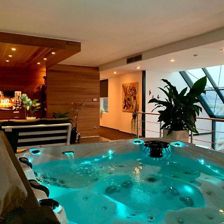 Wellness Dome Penthouse Suite Kerkrade Εξωτερικό φωτογραφία